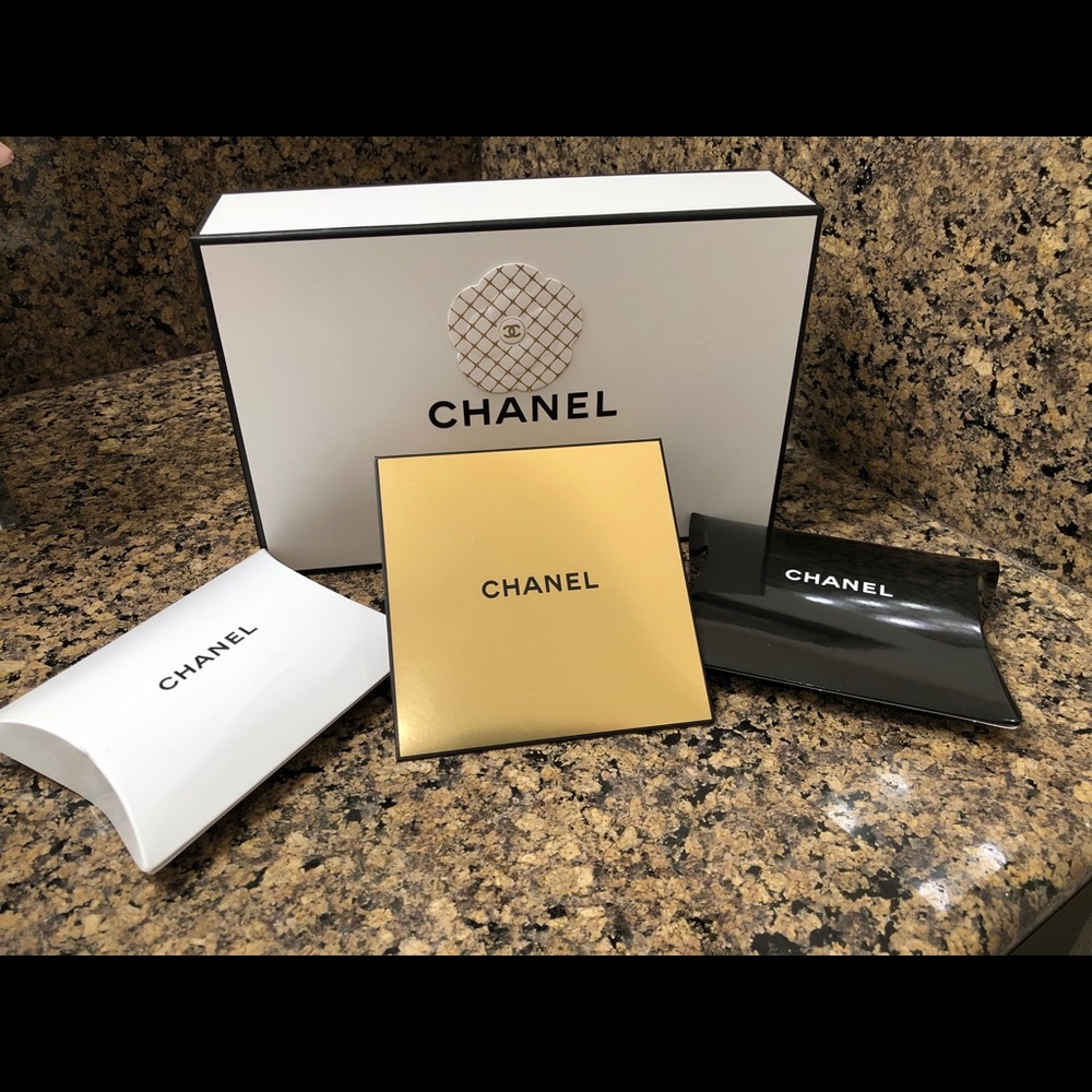 CHANEL Medium Gift Box + 2 Boxes + CC Envelope